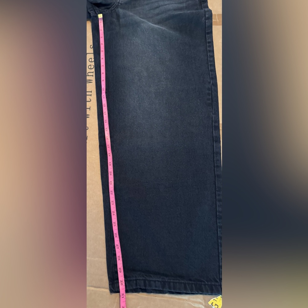 BoohooMAN Super Baggy Rigid Washed Jeans in washed black - Picture 10 of 13